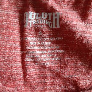Duluth Trading Company t shirt